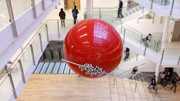 UC Davis Study Abroad, Quarter Abroad UK_LSE Program, Photo Album, Image 10