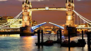 UC Davis Study Abroad, Quarter Abroad UK_LSE Program, Photo Album, Image 12