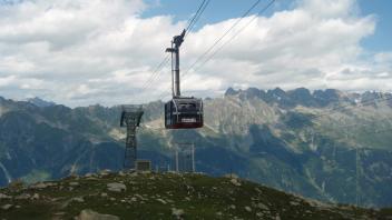UC Davis Study Abroad, Summer Abroad Europe_GrandTour Program, Photo Album, Image 1