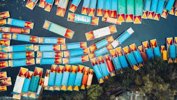 birds-eye view of boats on the water