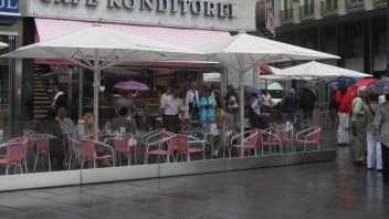 Photo of a cafe