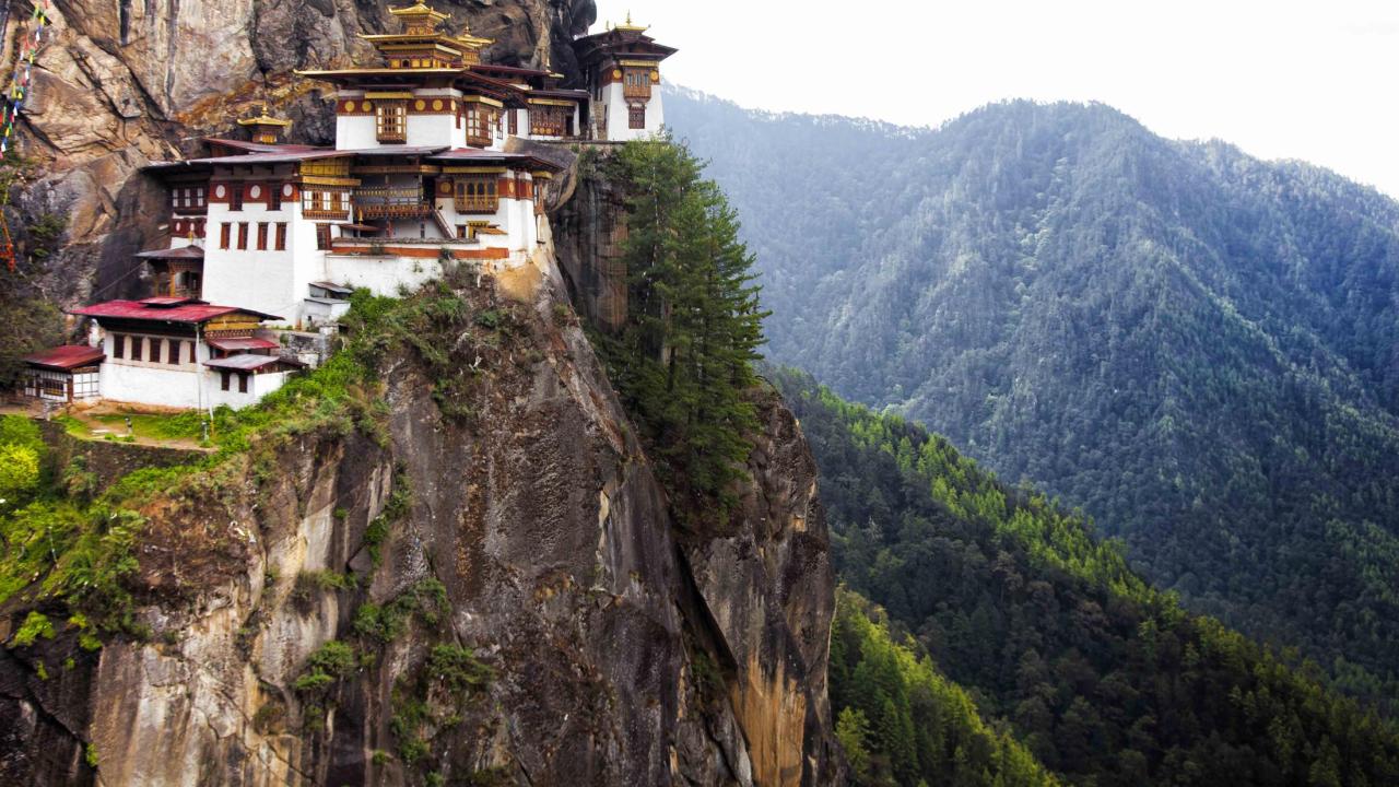 UC Davis Summer Abroad Bhutan, Photo Album, Header