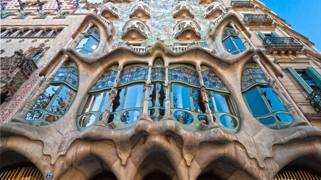 UC Davis Summer Abroad Spain_Housing, Photo Album, Header